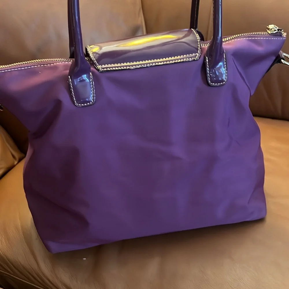 PRADA Tessuto Purple W/Patent Leather Detail Shoulderbag - Picture 4 of 10